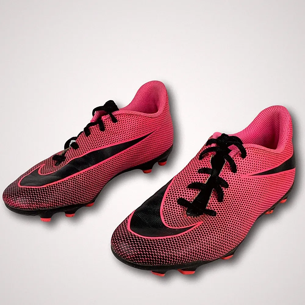 Nike Soccer Cleats Size 5.5Y Youth Lace Up Hot Neon Pink Black