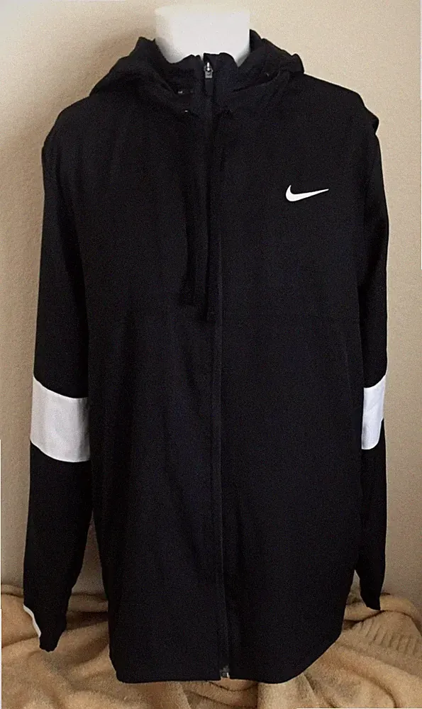 NIKE SOCCER DRY JACKET - MENS SZ LARGE - CV0094-010 - NEW WITH TAGS!
