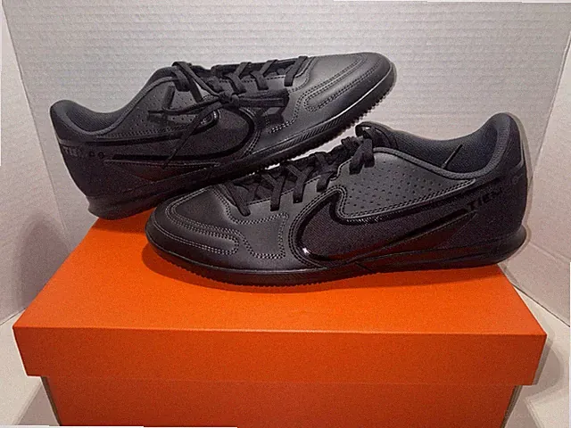 Nike Soccer Shoe Tiempo Legend 9 Club IC Indoor Court Black 10.5 [DA1189-001]