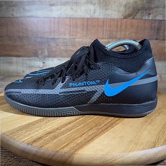 Nike Soccer Shoes Men 8 Black Blue Indoor Cleat Phantom GT Academy IC DC0800-004