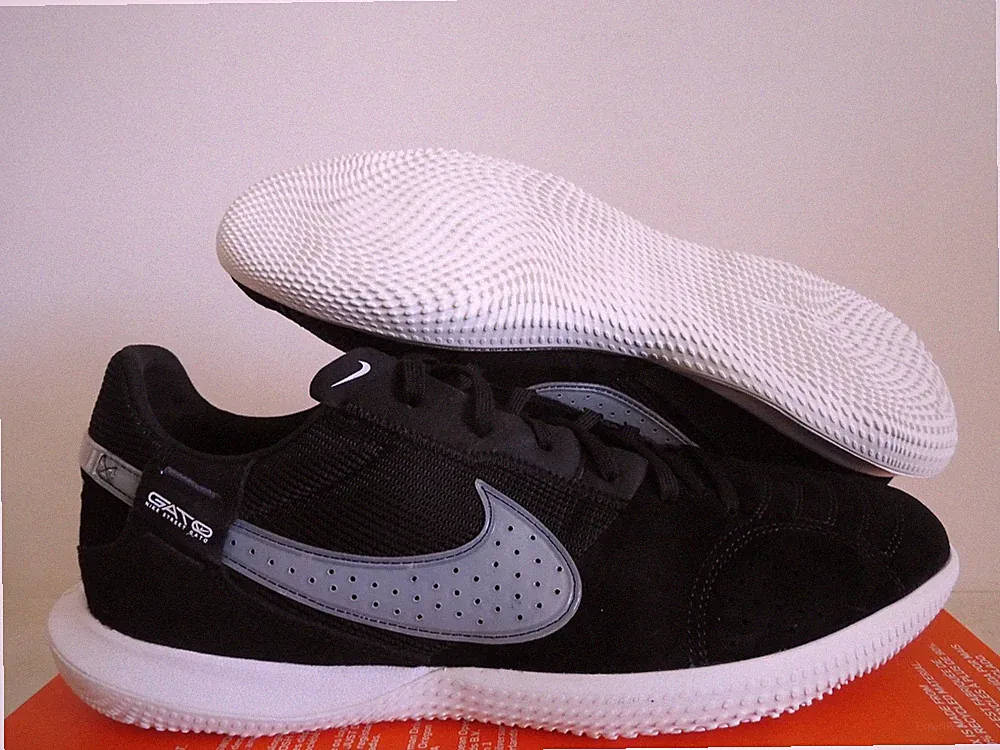Nike Streetgato Street Gato "Indoor Soccer Cleats" Black Sz 13 [DC8466-010]
