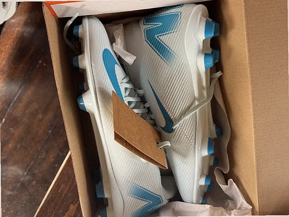Nike Superfly Club 10 FG/MG Blue Glacier/Blue Orbit Size 9 Women’s NWT Cleats