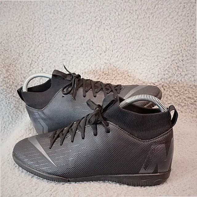 Nike Superfly Soccer Shoes Black Synthetic Leather US 6Y Indoor