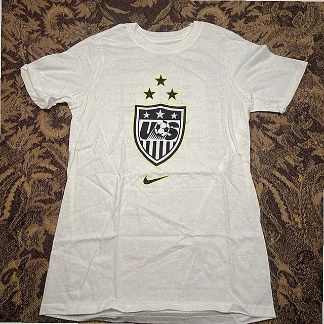 Nike T-Shirt Women's USA Soccer 2015 Victory Tour Logo Dri Fit Size Medium New