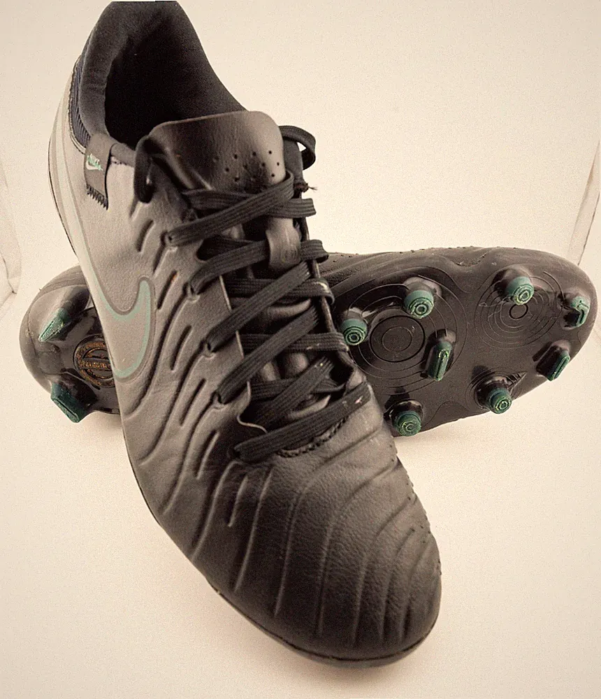 Nike Tempo Legend 10 Soccer Cleats Black/Teal Size M8.0/W9.5
