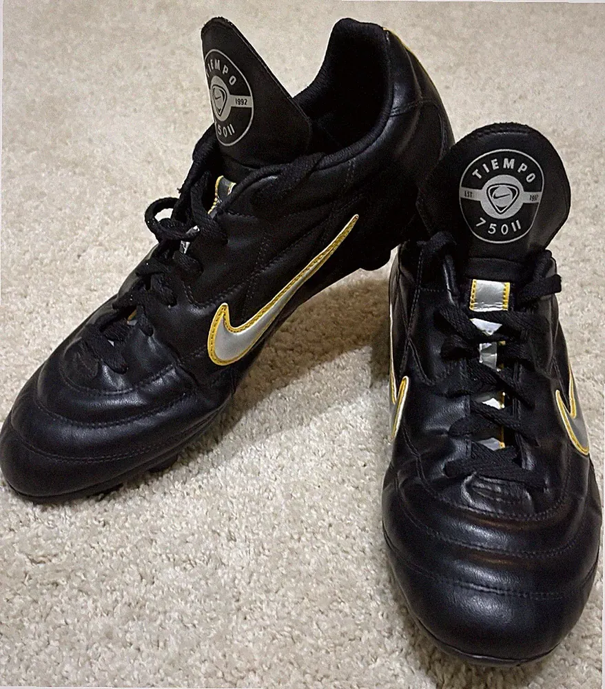 NIKE TIEMPO 750 II LEATHER FOOTBALL SOCCER CLEATS 040911, SZ 11, EXC COND