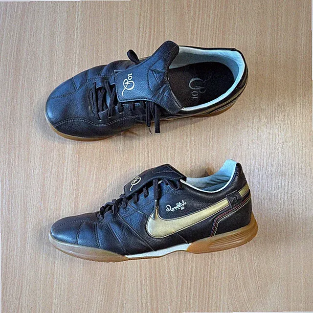 Nike Tiempo Guri IC 10R Ronaldinho Indoor 2007 Football Soccer Shoes US 10 EU 44