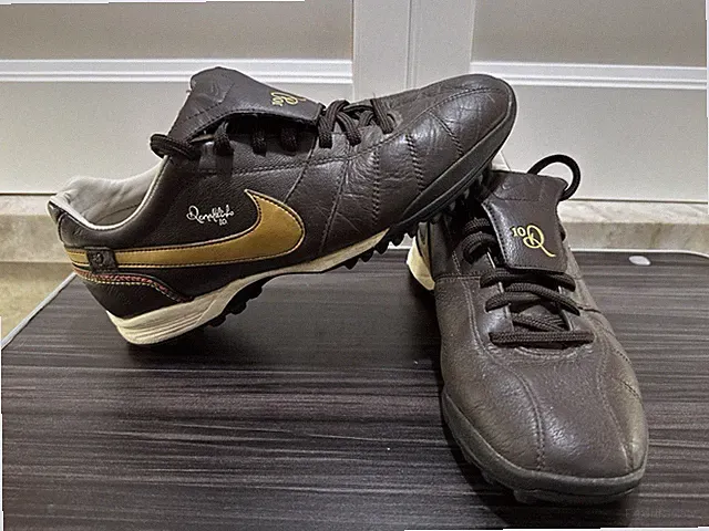 Nike Tiempo Guri TF Soccer Cleats 7.5 US Men's Dark Cinder Ronaldinho Football