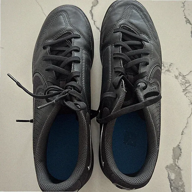 Nike Tiempo Indoor Soccer Cleats
