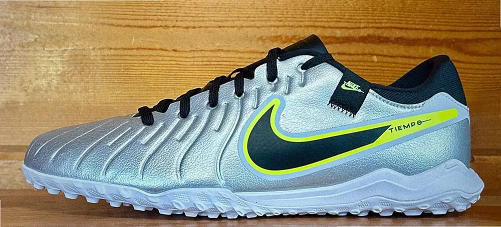 Nike Tiempo Legend 10 Academy Turf TF Soccer Cleats Mens Size 10.5-11.5 SILVER