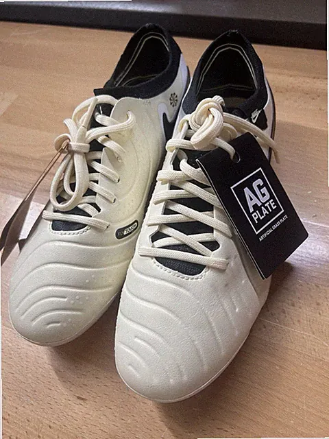 Nike Tiempo Legend 10 Elite FG Mens Sz 6/Womens 7.5 Lemonade/Gold Soccer Cleats