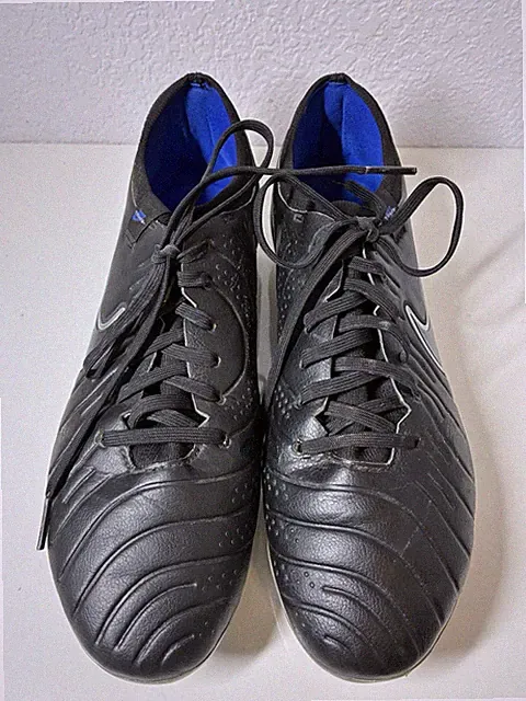 Nike Tiempo Legend 10 Pro FG Black White Blue Men’s Soccer Cleats Size 8.5