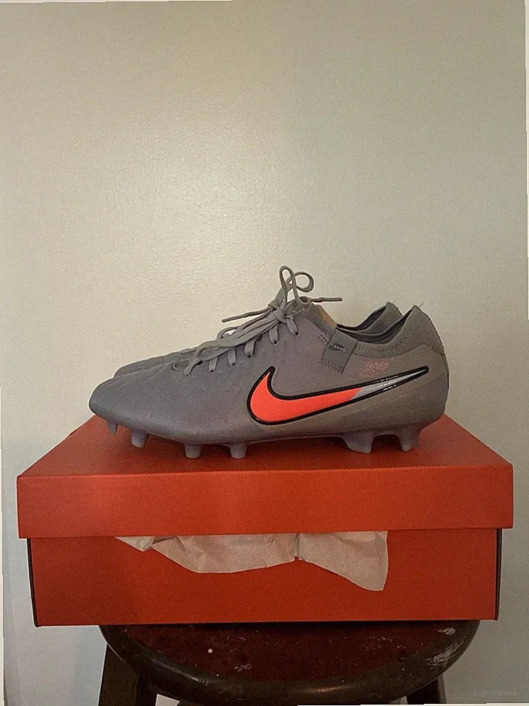 Nike Tiempo Legend 10 Pro FG Soccer Cleats Mens 9 Grey/Orange