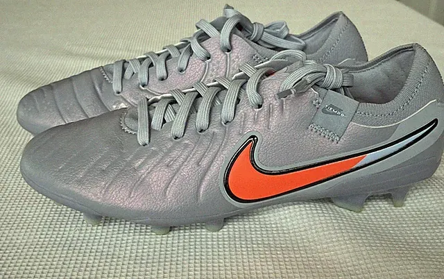 Nike Tiempo Legend 10 PRO FG Soccer Cleats Scary Good Men's Size 6 DV4333-402