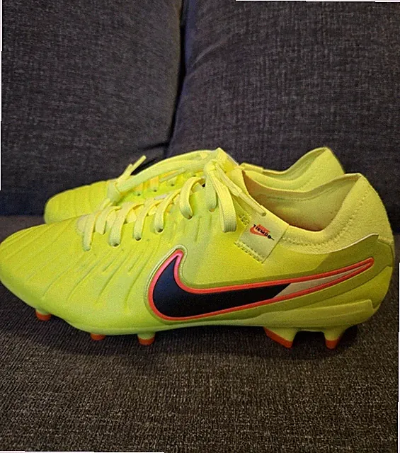 Nike Tiempo Legend 10 Pro FG - Volt/Black 4333-701 Men’s Sz 6.5 Ladies Sz 8