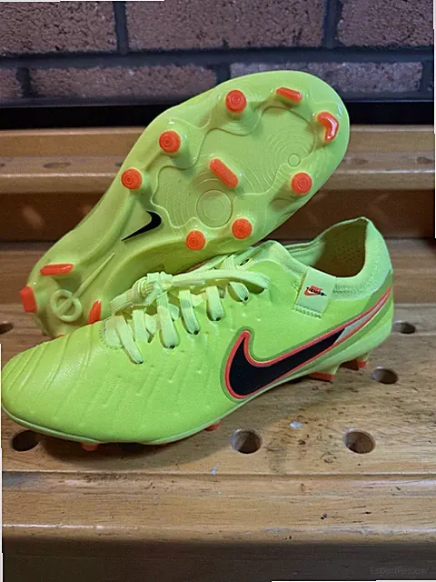 Nike Tiempo Legend 10 Pro FG - Volt/Black 4333-701 Men’s Sz 6 Ladies Sz 7.5