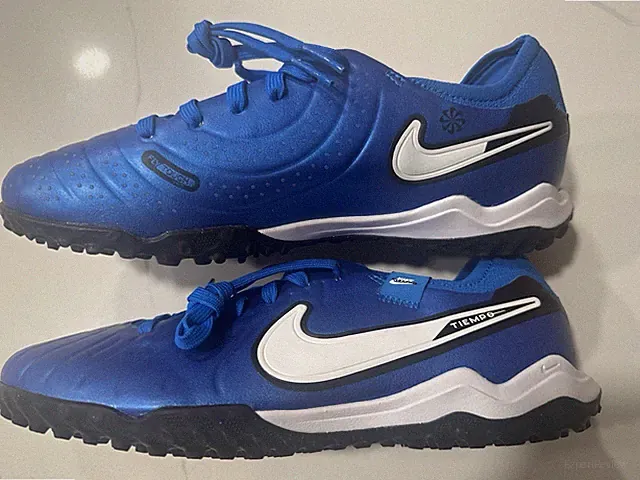 Nike Tiempo Legend 10 Pro Turf Low Soccer Shoes (6.5) Retails For $140