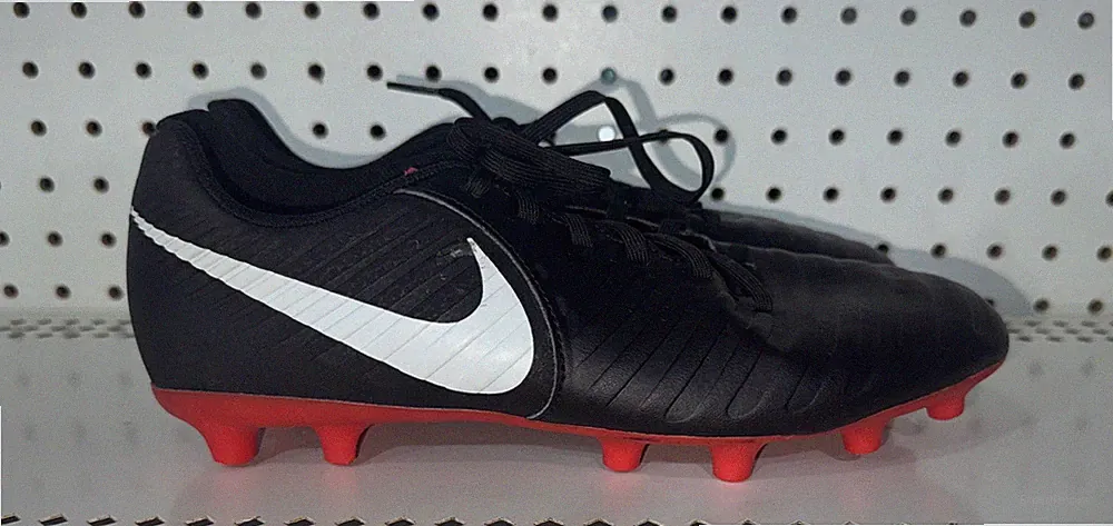 Nike Tiempo Legend 7 Club FG Mens Soccer Cleats Size 7 Black Red White