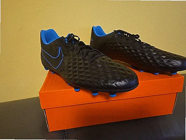 Nike Tiempo Legend 8 Club FG MG Black Soccer/Foot Cleats Size 13 Man/Women 14.5