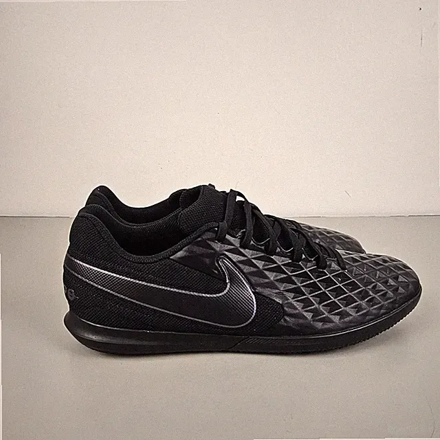 Nike Tiempo Legend 8 Club IC Mens Triple Black Soccer Indoor Cleats Shoes 11.5