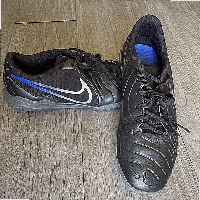 Nike Tiempo Legend 9.5M Black Turf Indoor Soccer Shoes Cleat TF IC DV4345-040