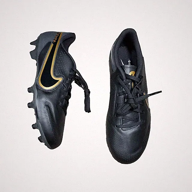 Nike Tiempo Legend 9 Academy MG Soccer Cleats Men's Size 6.5 Blk New DA1174-007