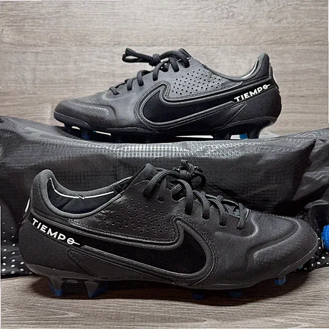 Nike Tiempo Legend 9 Elite FG Black Blue Soccer Cleats Mens Size 6 CZ8482-001