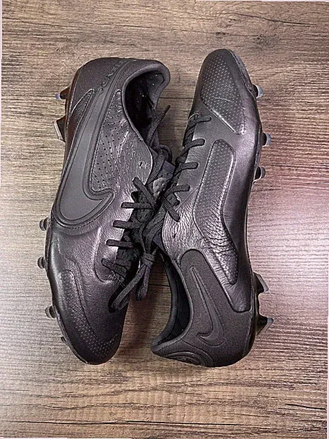 Nike Tiempo Legend 9 Elite FG “Triple Black” CZ8482-099 Mens Size 10 SAMPLE