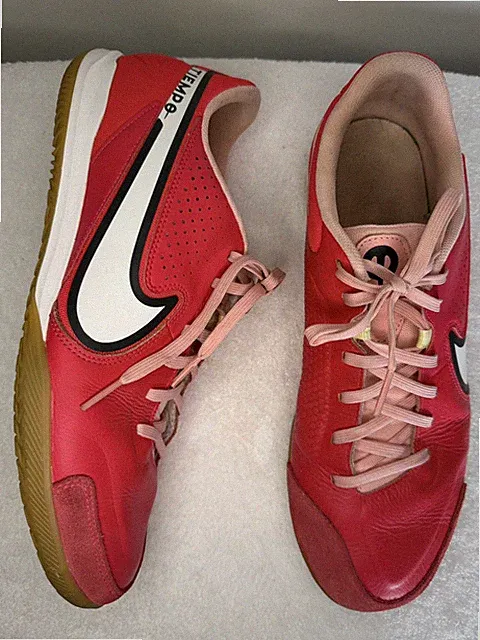 Nike Tiempo Legend Academy Womens Sz 11.5 Turf Soccer Shoes Pink DA1190-618