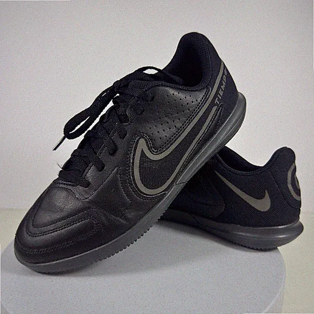 Nike Tiempo Legend Black Soccer Shoes Low Top Leather Cleats Size 5.5Y