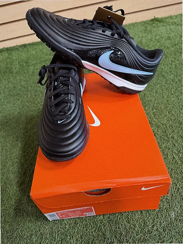 Nike Tiempo Maestro Academy Turf Low-Top Soccer Shoes Black/Ice Blue IB4484 040
