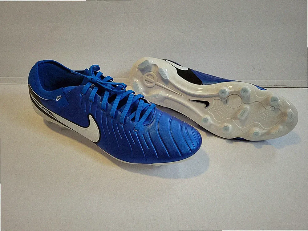 Nike Tiempo Men's Size 11 Blue Soccer Cleats DV4333-400 New Read