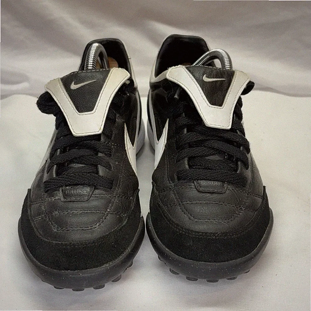 Nike Tiempo Mystic II TF Turf Soccer Shoes Men's Size 7 White Black 317610-011