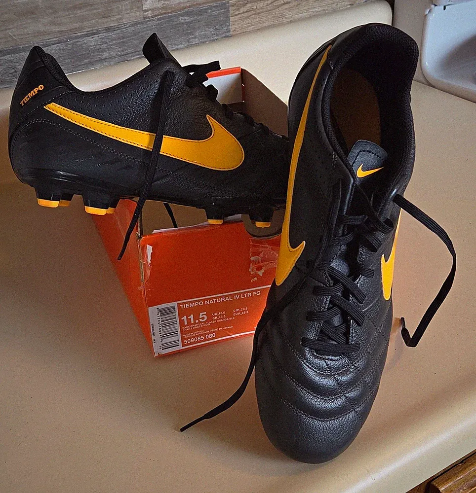 Nike Tiempo Natural IV LTR FG Black/Yellow Soccer Cleats 509085-080