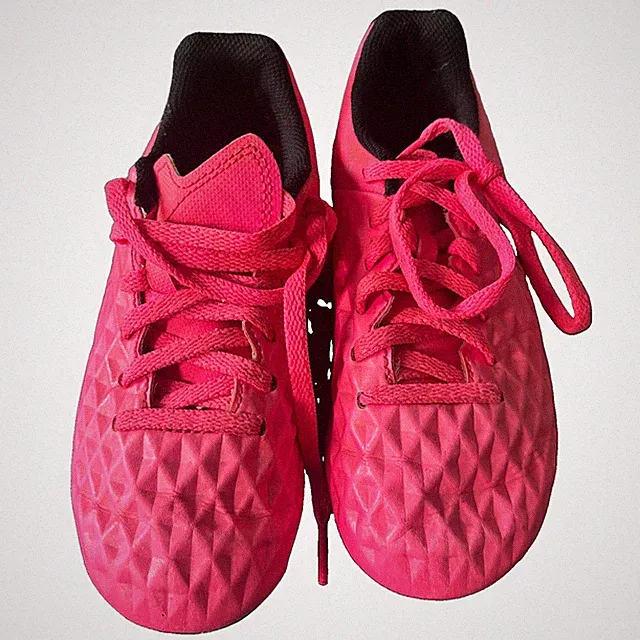 Nike Tiempo Pink/Black 13c Youth Soccer Cleats Athletic Shoes