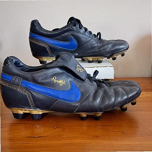 Nike Tiempo R10 Ronaldinho FG Leather Vintage RARE US 11.5 Soccer Cleats