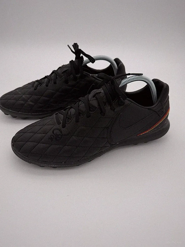 Nike Tiempo R10 Ronaldinho Turf Sole Mens 10.5 2017 AQ3822-007 Soccer Cleats