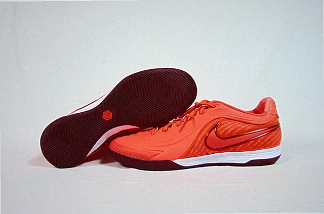 Nike Tiempo ReactGato IC Bright Crimson Soccer Shoes Sz 11.5 NEW HQ3159 660 RARE