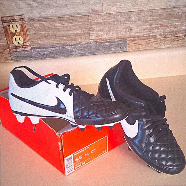 Nike Tiempo Rio II FG Firm Ground Youth Soccer Cleats Black/White US 6.5