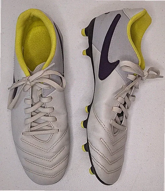 Nike Tiempo Rio III FG Women's Soccer Cleats - Size 7.5 (Pure Platinum/Purple)