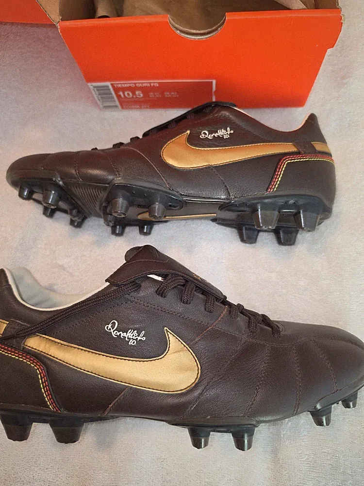 Nike Tiempo Ronaldinho R10 Guri FG Brown Gold US 10.5 Rare Vintage Soccer Cleats