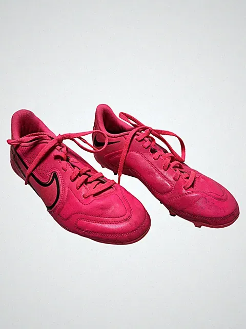 Nike Tiempo Soccer Cleats Shoes Youth Size 6Y Pink FG Football DA1337-600
