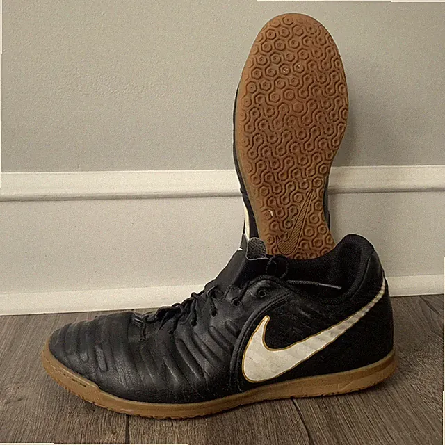 NIKE Tiempo X Rio IV Mens US 14 BLACK Gum Indoor Soccer Shoes 897769-002 Futbol