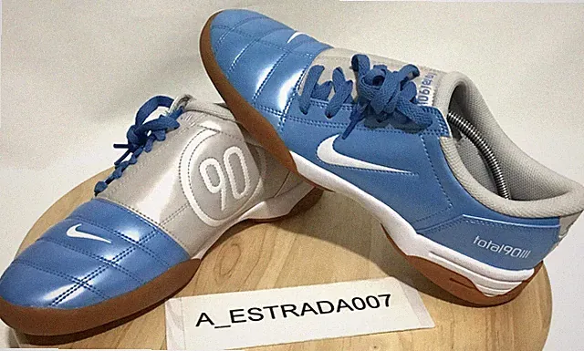 Nike Total 90 III 3 SP University Blue/Vast Grey/Gum Indoor Cleats Size 9.5