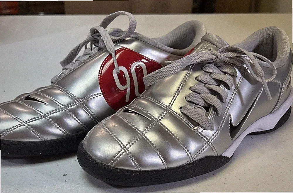 Nike Total 90 III IC Indoor US 5.5 UK 5 T90 Vintage Soccer Shoes