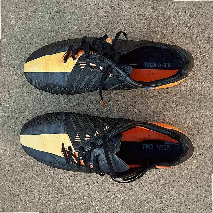 Nike Total 90 Laser 4 KL FG Soccer Cleats Black/Orange/Blue 472555-084