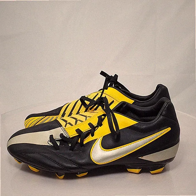 Nike Total 90 Laser III FG Shoes Men 9 Black Yellow Firm Ground Soccer Cleats