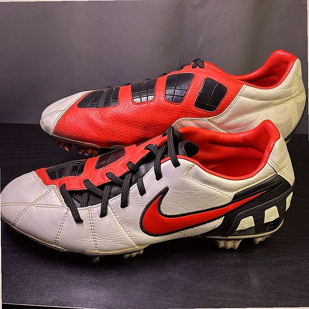 Nike Total 90 Laser III K-FG Leather Soccer Cleats Mens 10 White Red 385429-160