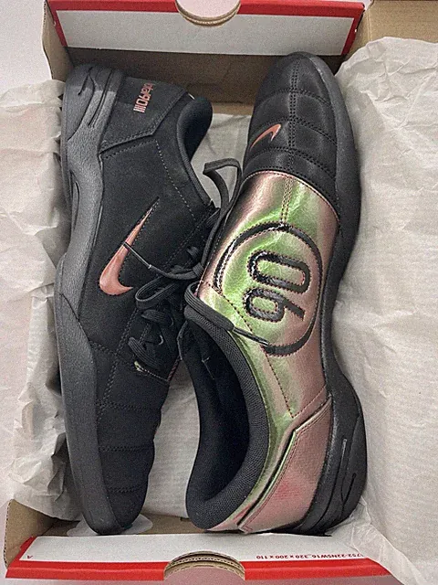Nike Total 90 PRM Tiempo Black Red Sepia Mens Size 11.5 Womens 13 IO8712-001 NIB