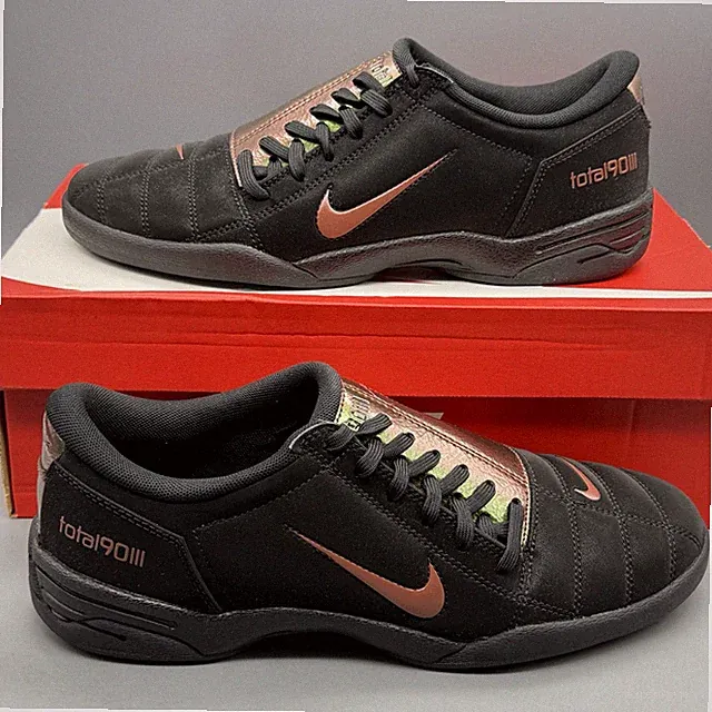 Nike Total 90 PRM Tiempo Mens 8 Black Red Sepia Athletic Shoes IO8712 001 NWB!